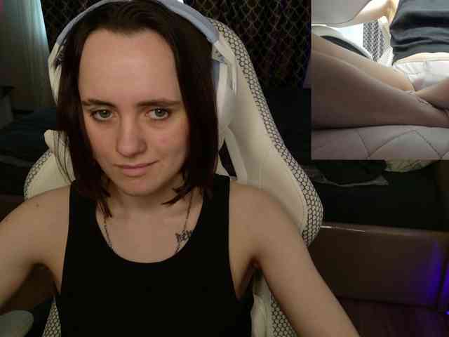 spy web cam LunaL0ve