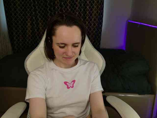 LunaL0ve webcam
