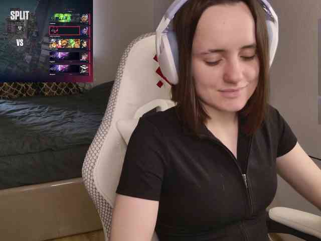LunaL0ve webcam