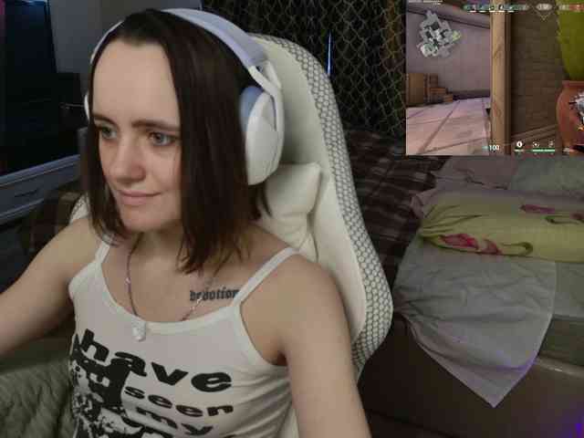 LunaL0ve webcam