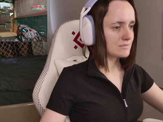 LunaL0ve webcam