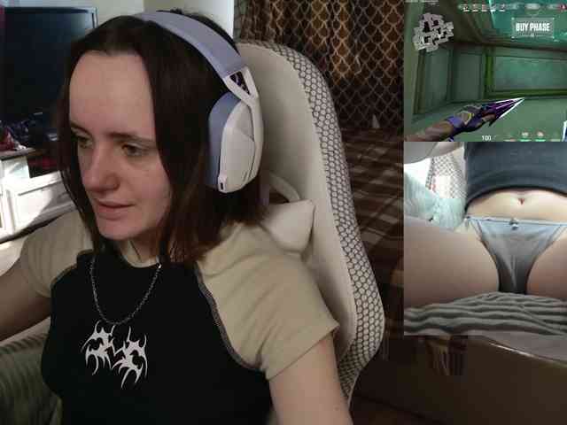 LunaL0ve webcam