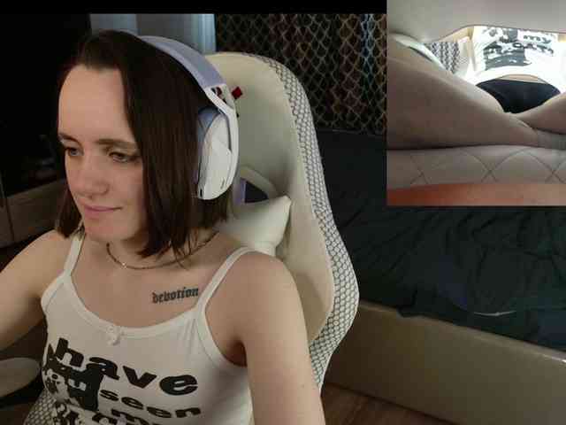 LunaL0ve webcam
