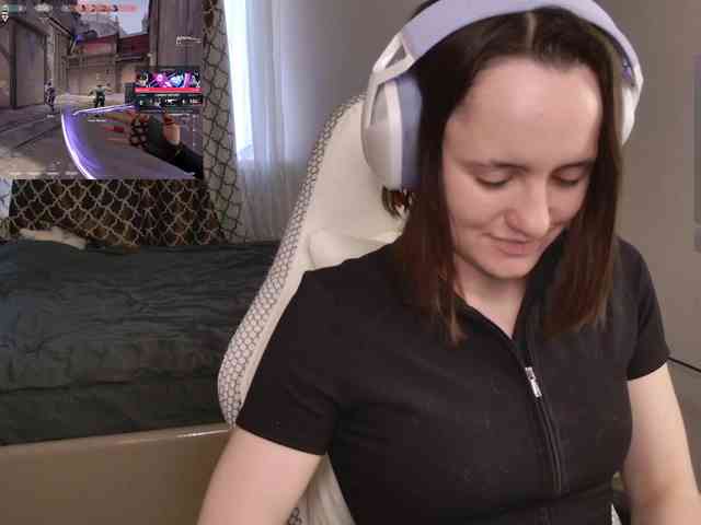 LunaL0ve webcam