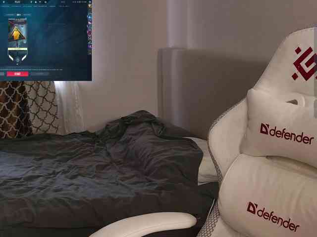 LunaL0ve webcam