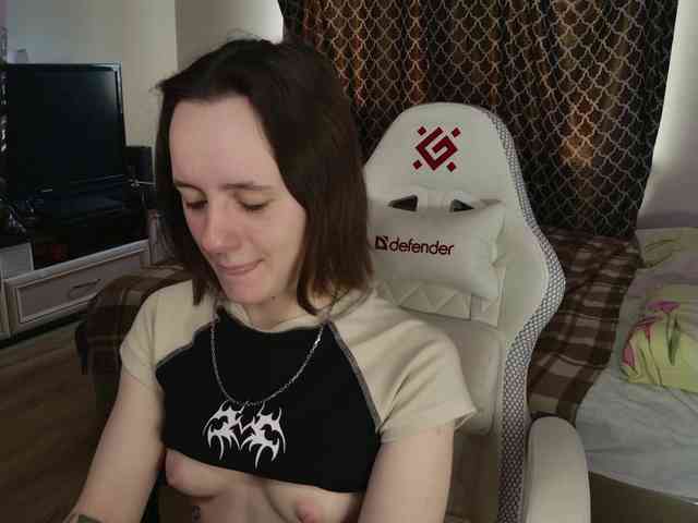 LunaL0ve webcam