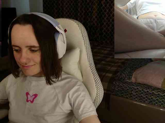LunaL0ve webcam