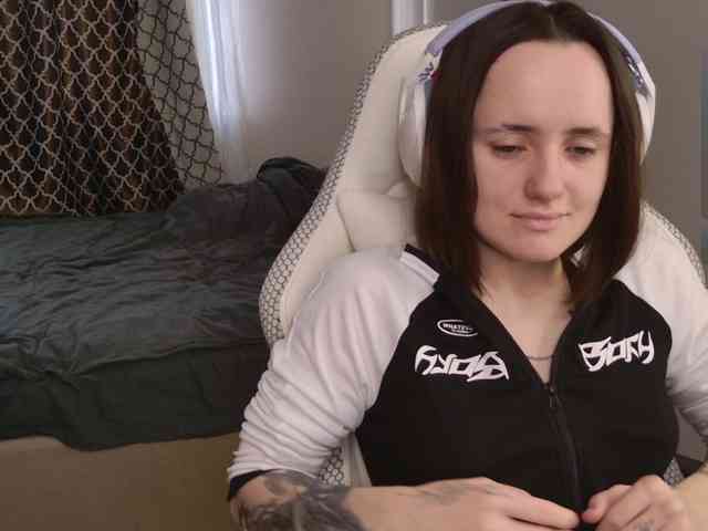 LunaL0ve webcam