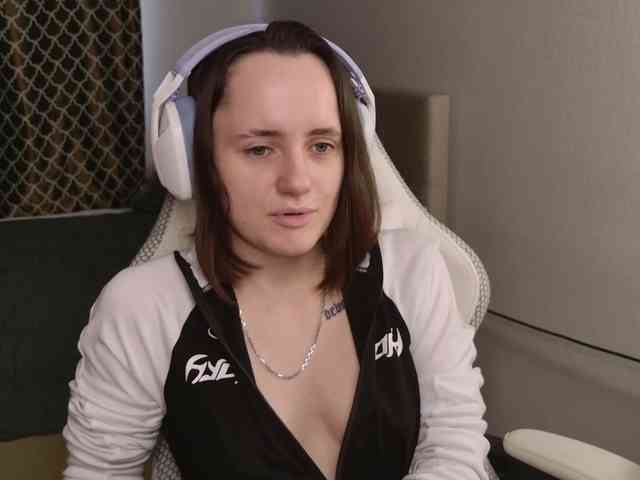 LunaL0ve webcam