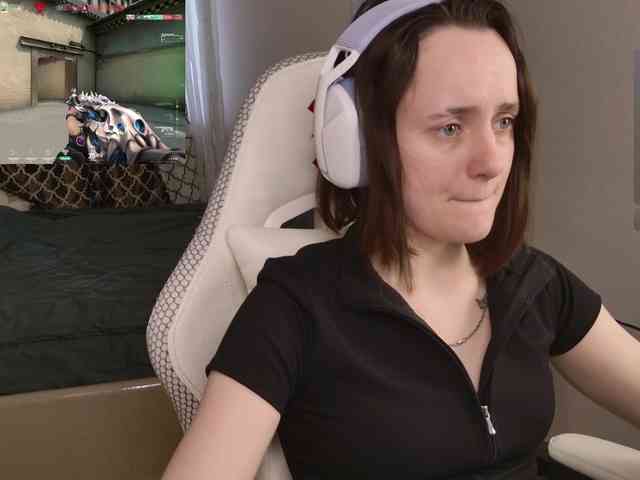 LunaL0ve webcam
