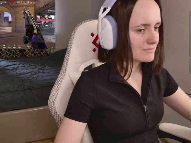 LunaL0ve webcam