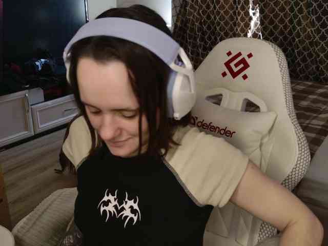 LunaL0ve webcam