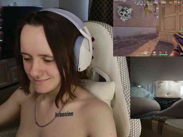 LunaL0ve webcam
