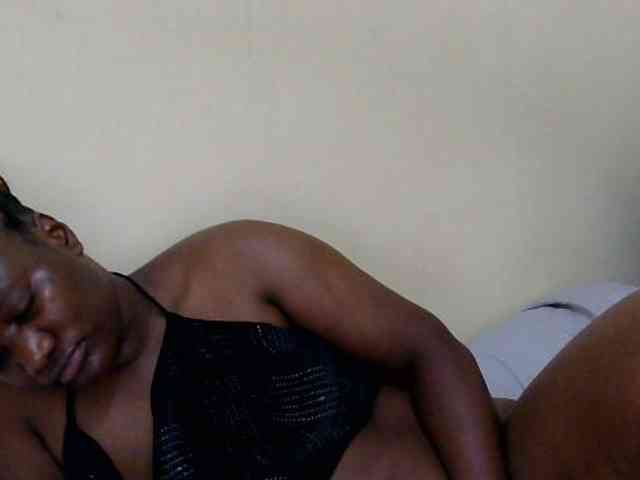 Divine-asss webcam