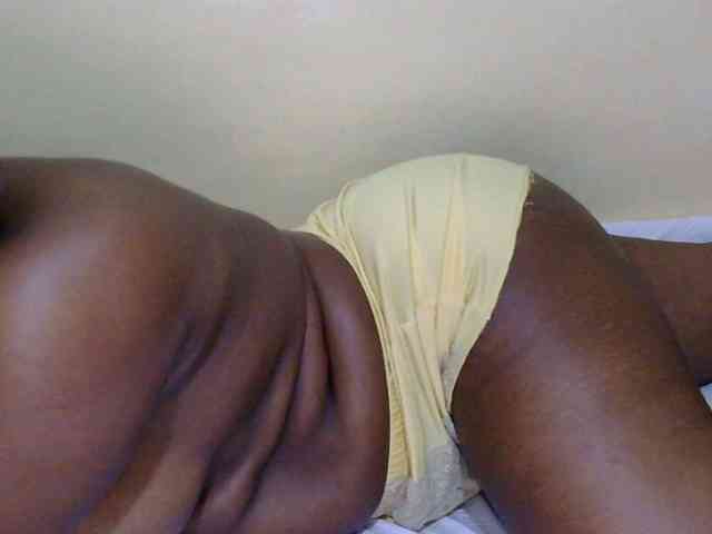 Divine-asss webcam