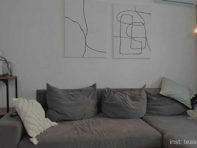 Naomimif's BongaCams show and profile