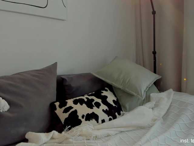 Naomimif's BongaCams show and profile