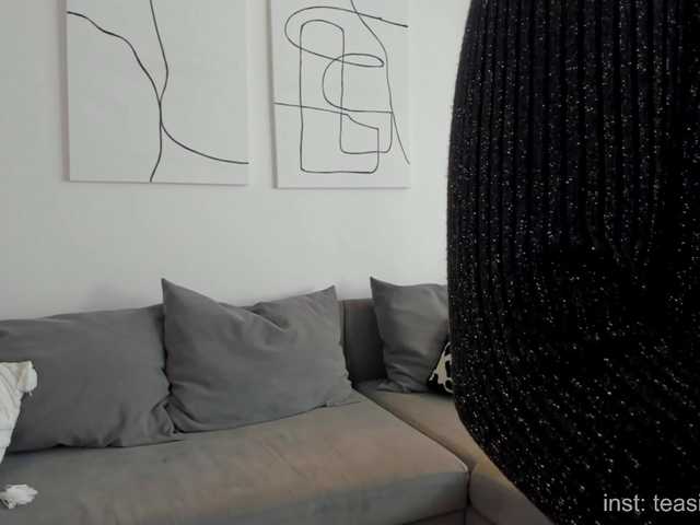 Naomimif's BongaCams show and profile