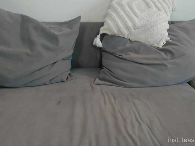 Naomimif's BongaCams show and profile