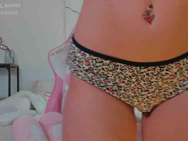 Naomimif webcam