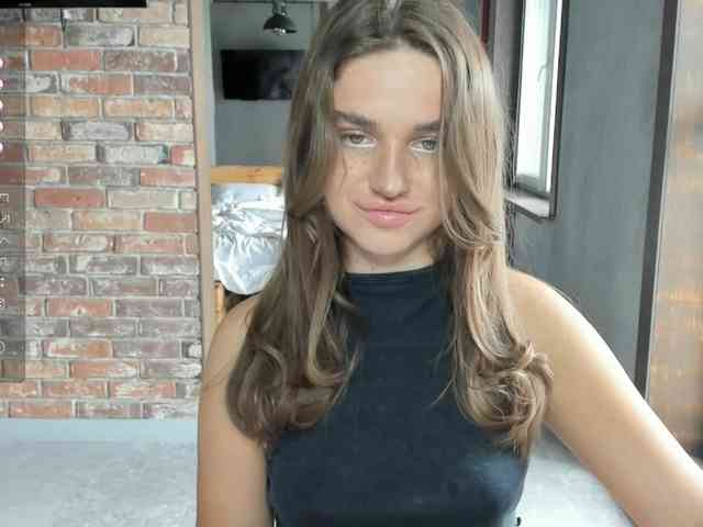 Naomimif webcam