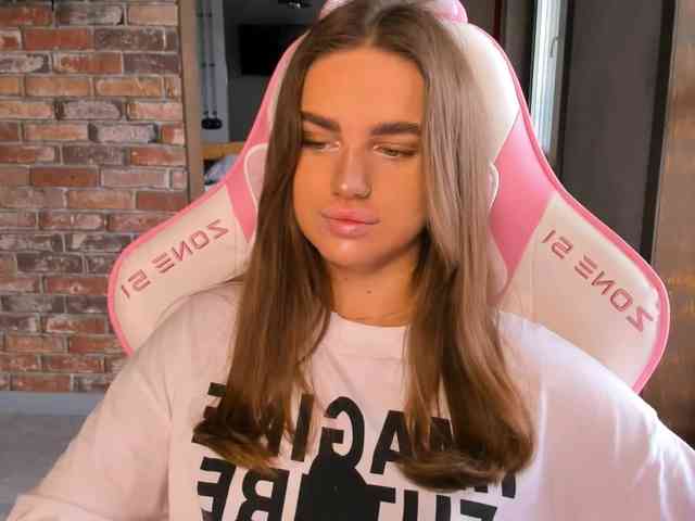 real webcam Naomimif