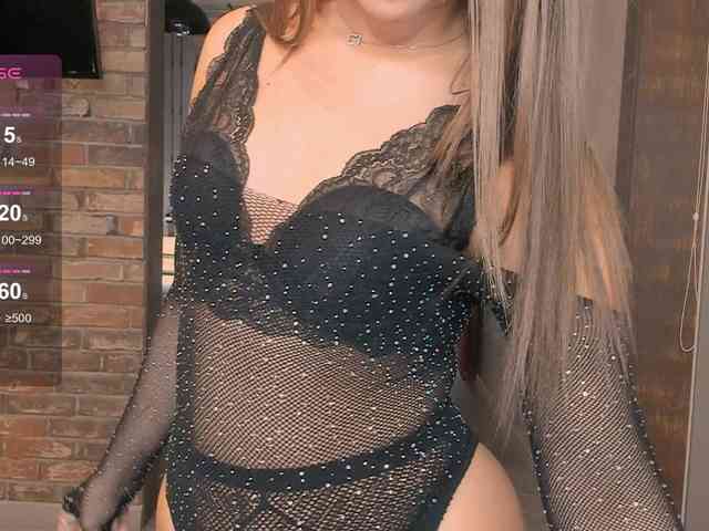 Naomimif webcam