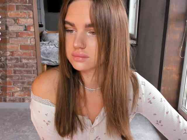 Naomimif webcam