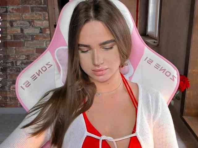 Naomimif webcam