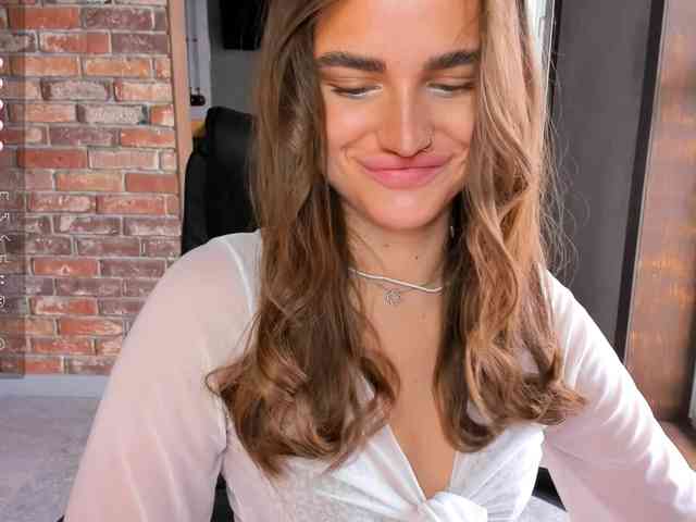 Naomimif webcam