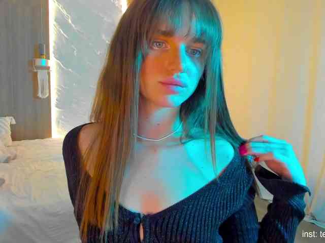 Naomimif webcam