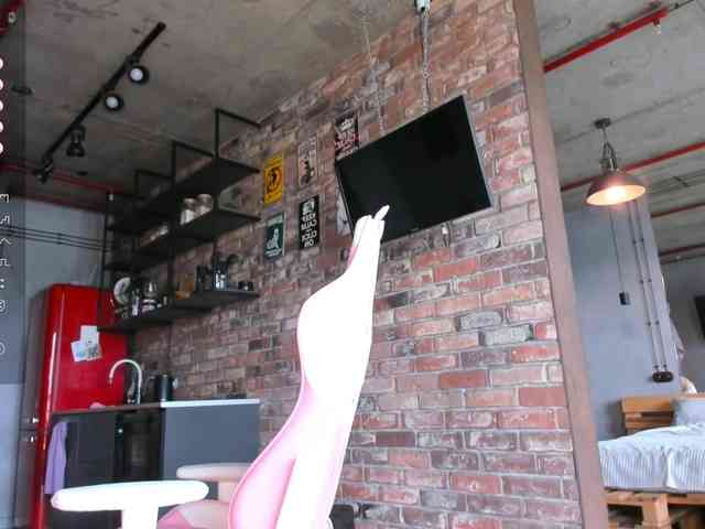 Naomimif webcam