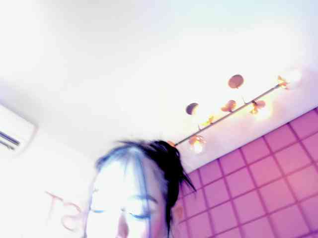Jhulimonroe webcam