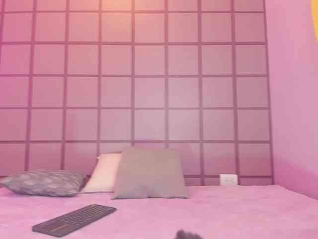 Jhulimonroe webcam