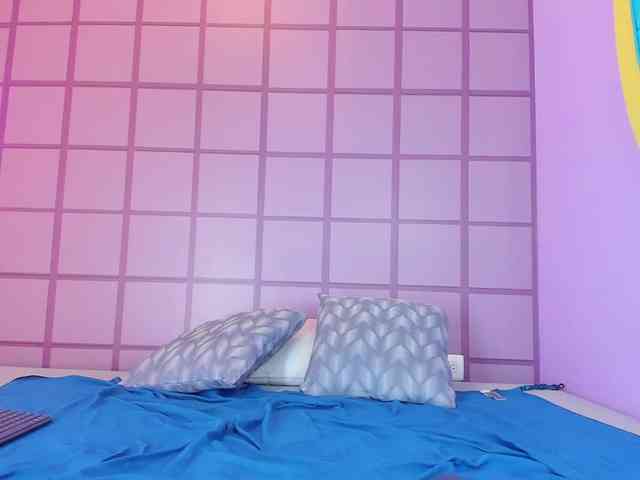 Jhulimonroe webcam