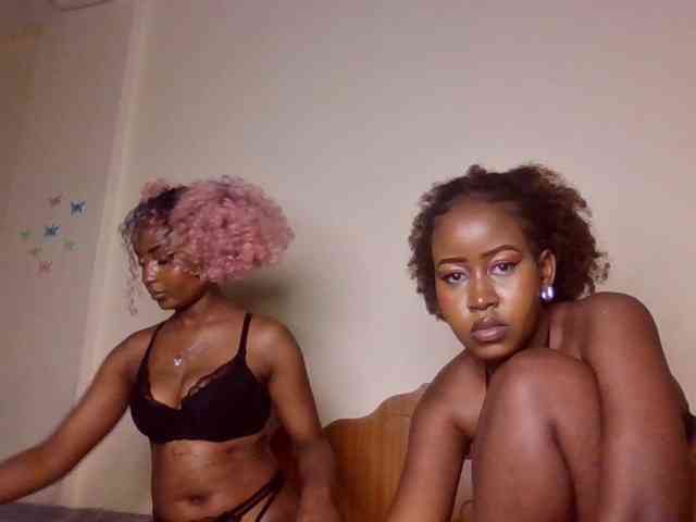 GoddessesOfExtacy webcam