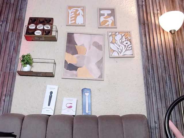 AliceBooty's BongaCams show and profile