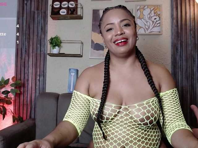 AliceBooty's BongaCams show and profile