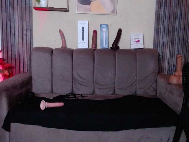 AliceBooty's BongaCams show and profile