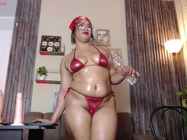 AliceBooty's BongaCams show and profile