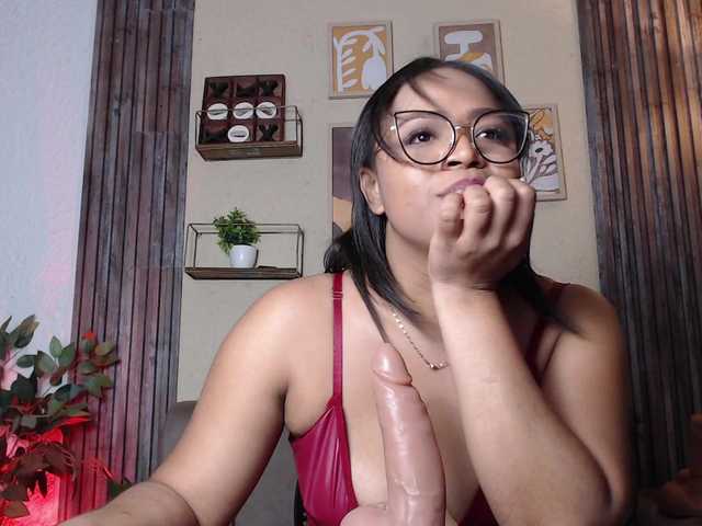 AliceBooty's BongaCams show and profile