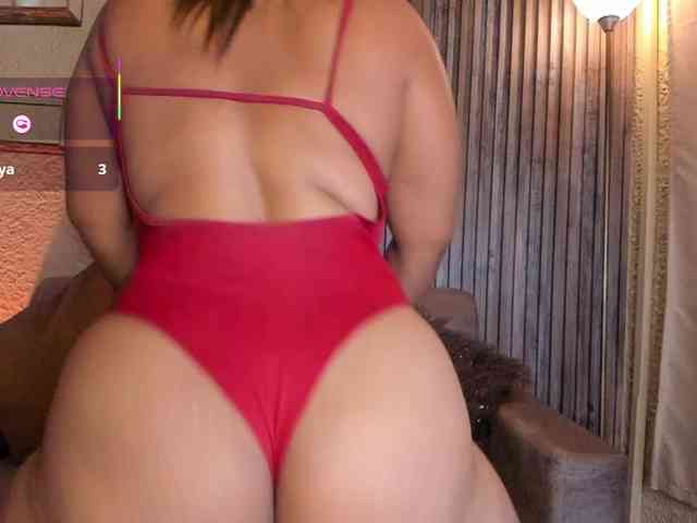 AliceBooty webcam