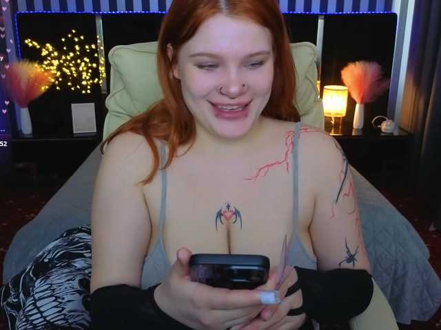 ClumsyNana's BongaCams show and profile