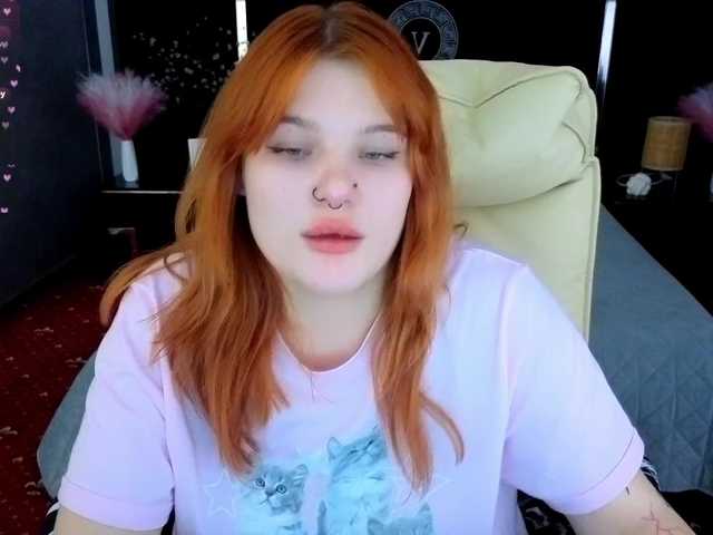 ClumsyNana's BongaCams show and profile