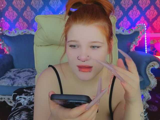 ClumsyNana's BongaCams show and profile