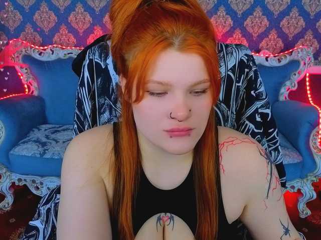 ClumsyNana's BongaCams show and profile