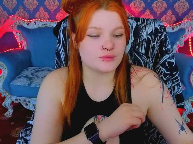 ClumsyNana's BongaCams show and profile