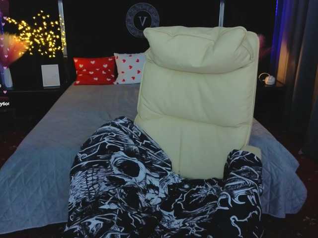 ClumsyNana's BongaCams show and profile