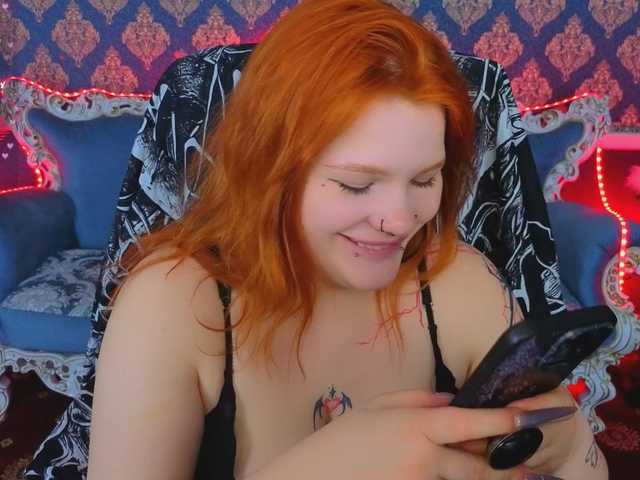 ClumsyNana's BongaCams show and profile