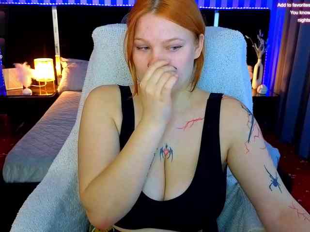 ClumsyNana webcam